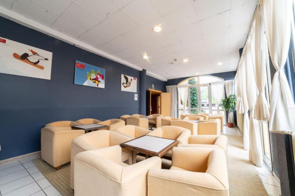 Hotel Les Terres LʼAldosa Εξωτερικό φωτογραφία