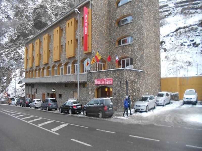 Hotel Les Terres LʼAldosa Εξωτερικό φωτογραφία