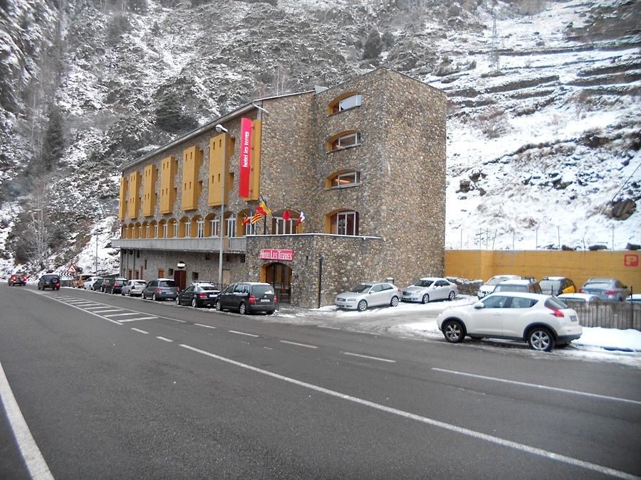 Hotel Les Terres LʼAldosa Εξωτερικό φωτογραφία